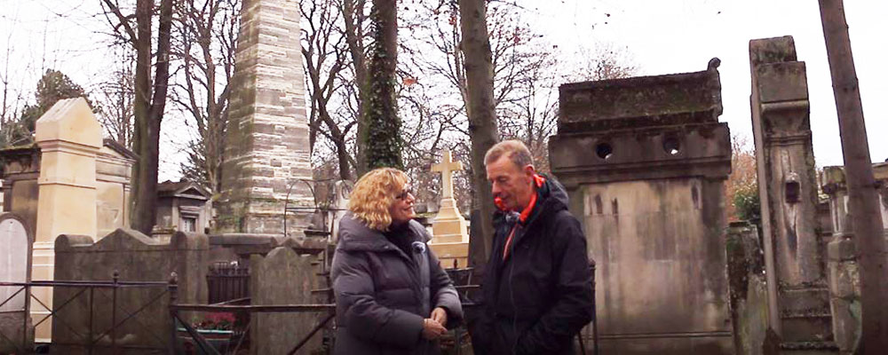 Author Carolyn Campbell with photographer Joe Cornish at Père-Lachaise Cemetery